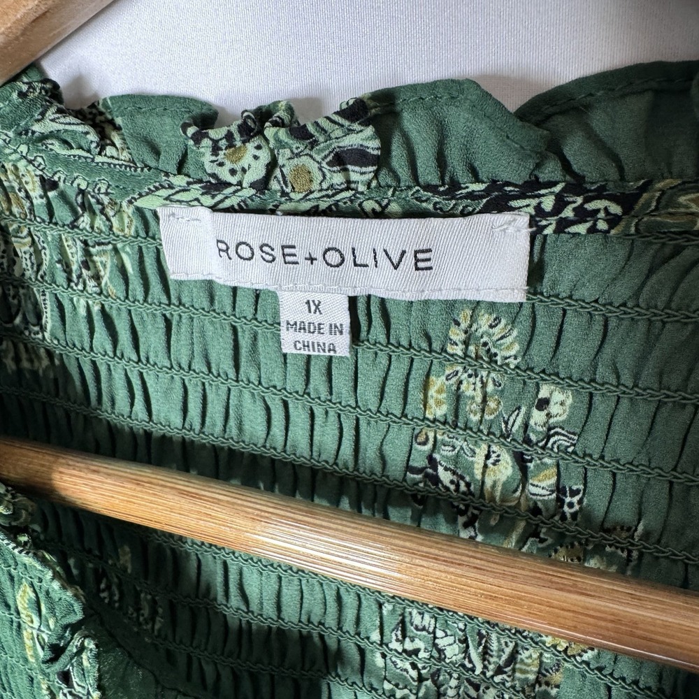 Rose + Olive Tunic Top 1X Floral Smocked Cottagecore Peasant Boho Button Front - Picture 3 of 10